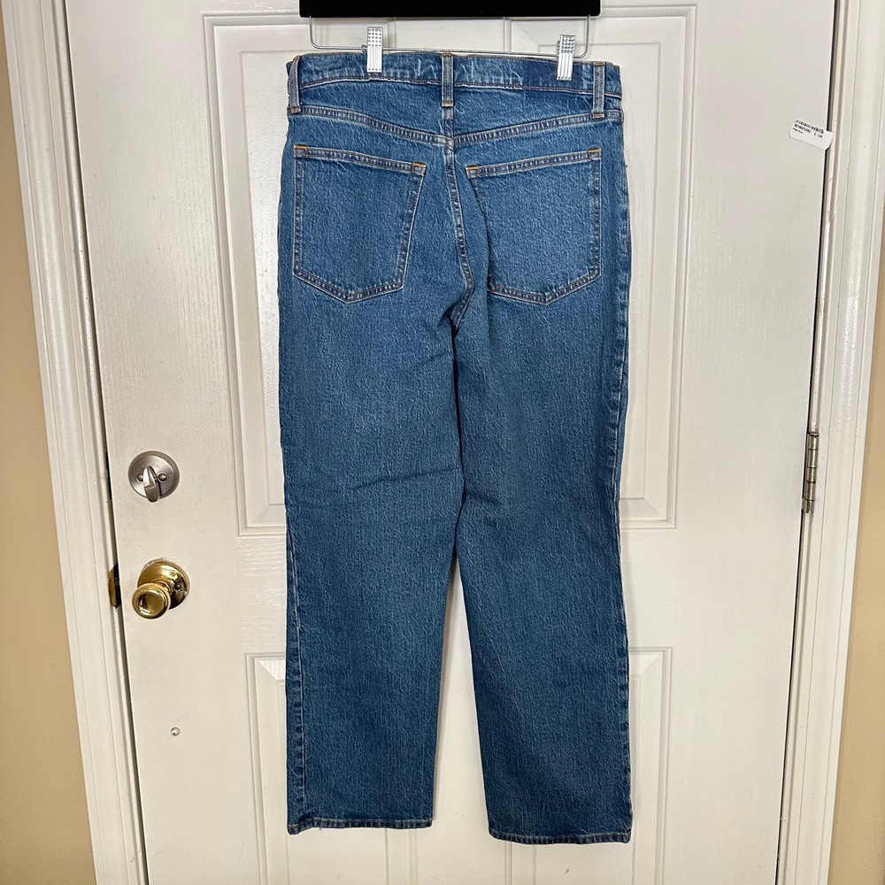 Abercrombie 90s Straight Ultra High Rise Medium Blue Denim Jeans Size 30/10S NWT - Picture 5 of 5
